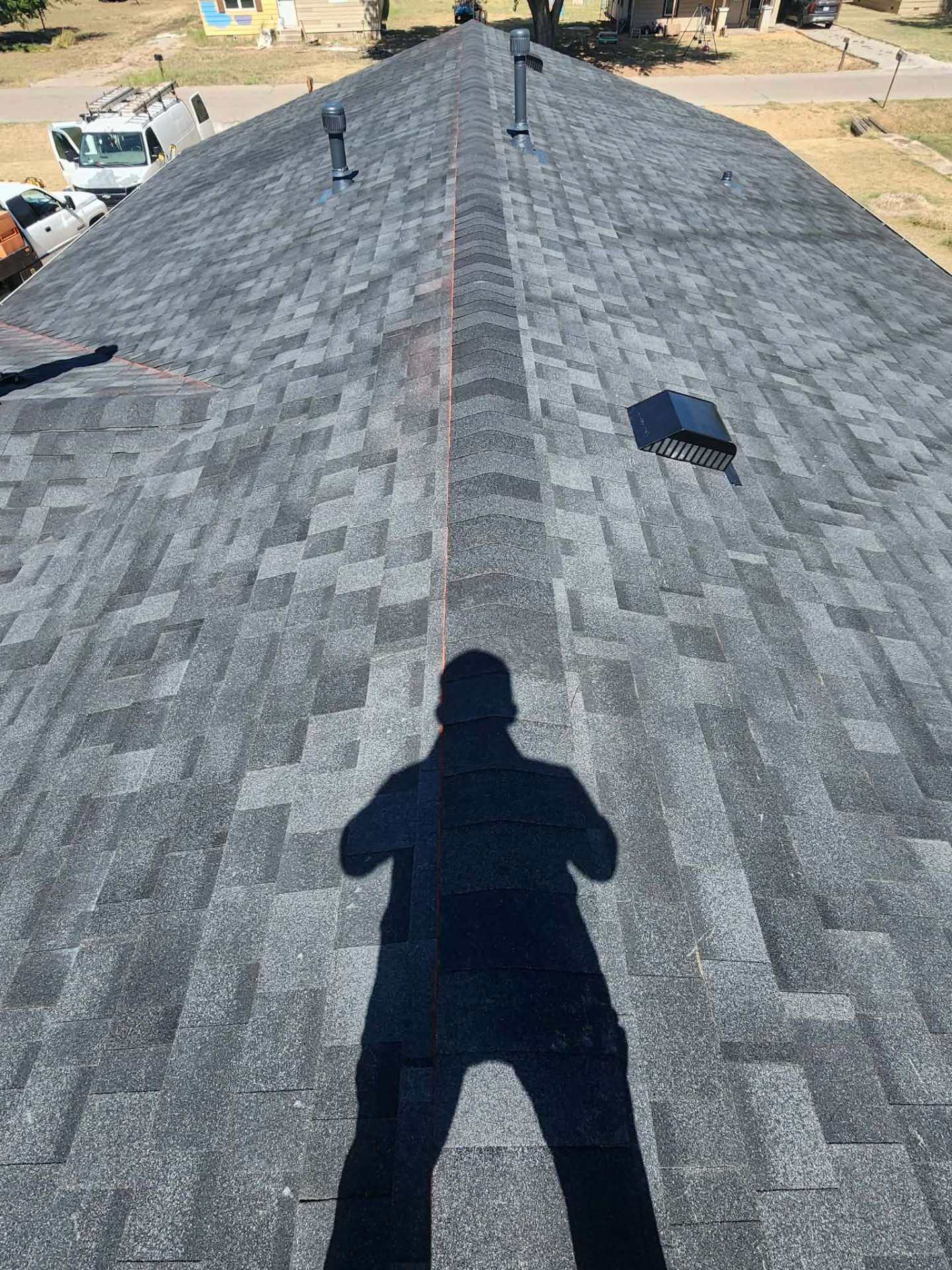Finished architectural shingle roof β clean ridge line